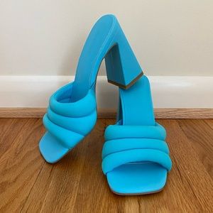 Open Edit Turquoise Quilted Heel - Size 7